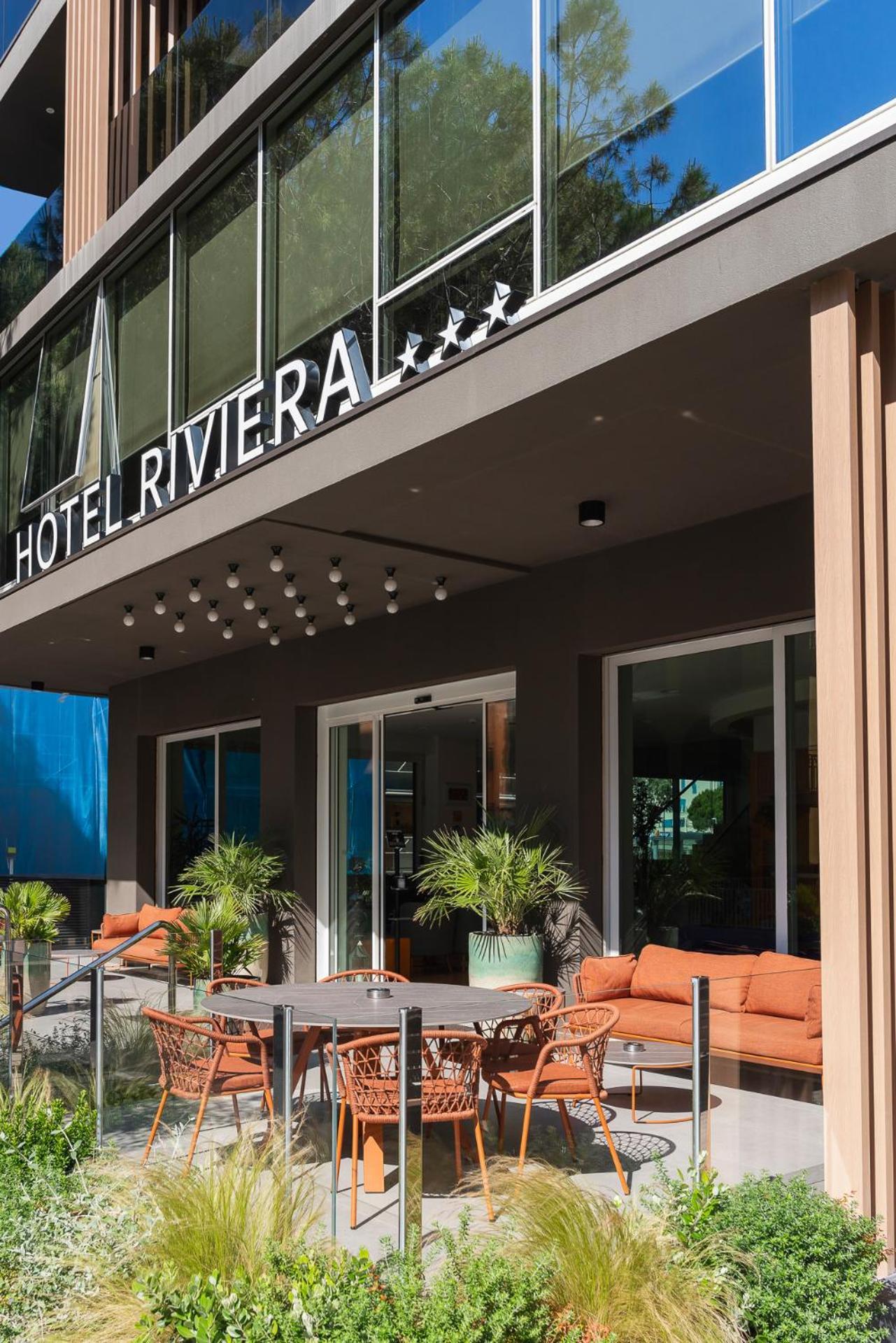 Hotel Riviera B&B Misano Adriatico Eksteriør bilde